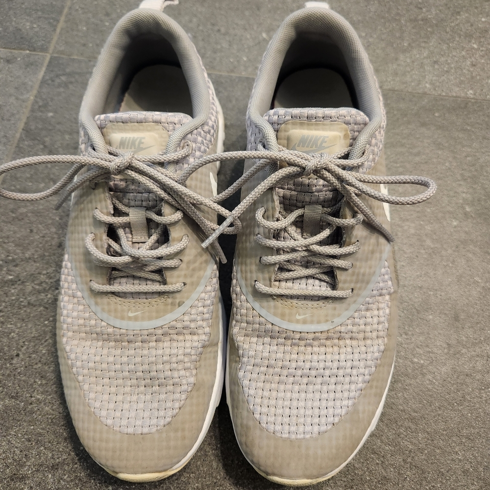 Nike Air Max Thea, Size 8 - Picture 3 of 9